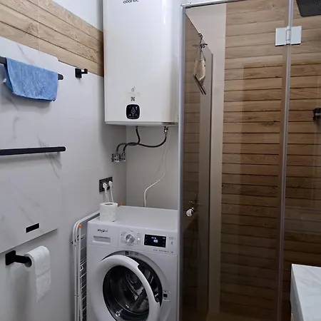 Apartman Sweet Homes 9 *